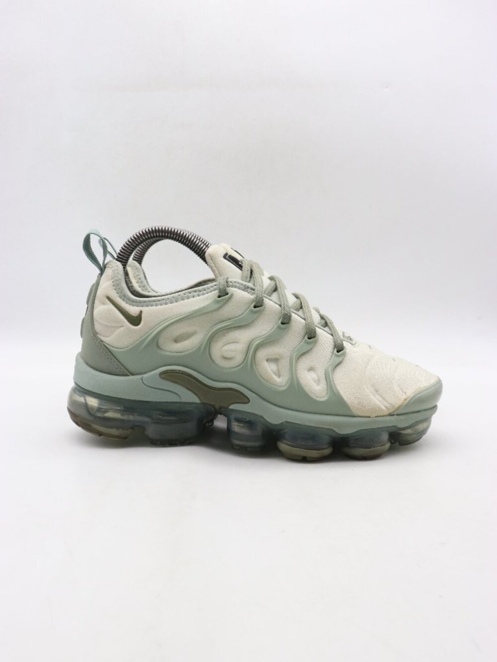 Nike Air VaporMax Plus Women's 7 Light Silver White Grey Sneakers A04550-006